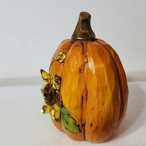 Pumpkin embellished with Rhinestones New - Picture 2 of 4